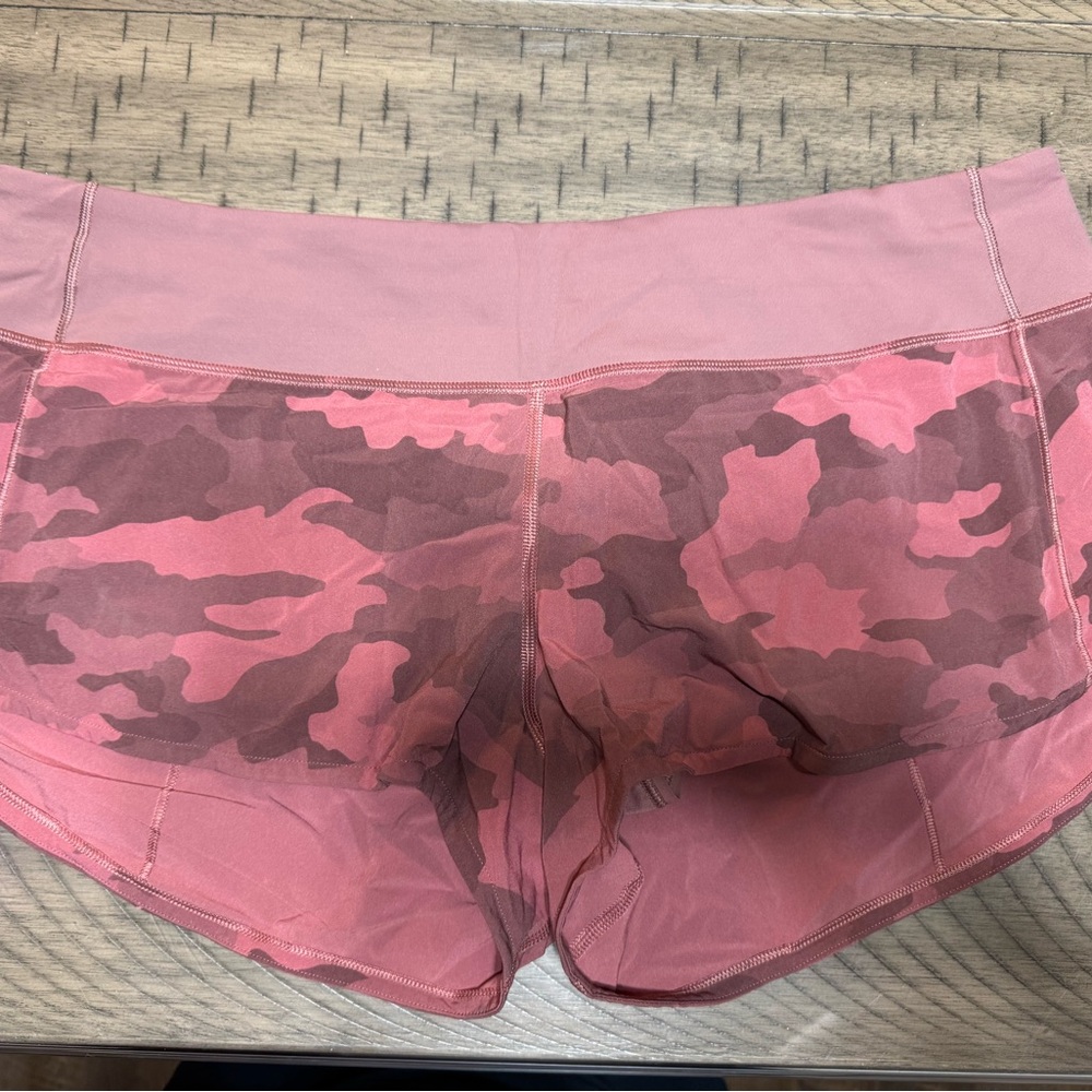 Lululemon Speed Up Short - Pink Camo